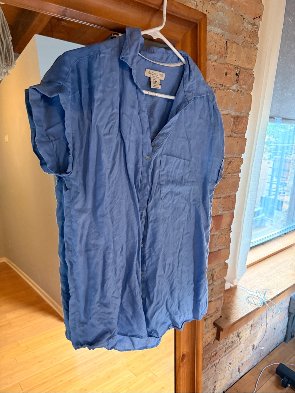Rachel Zoe Blue button down linen shirt - Picture 2 of 3
